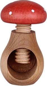 Casse noix en bois forme champignon